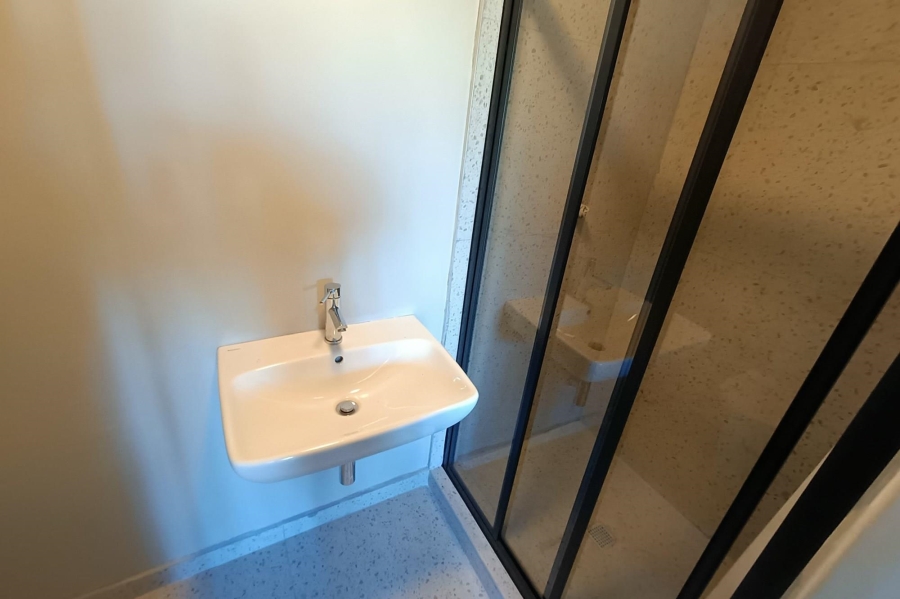 To Let 1 Bedroom Property for Rent in Table View Western Cape